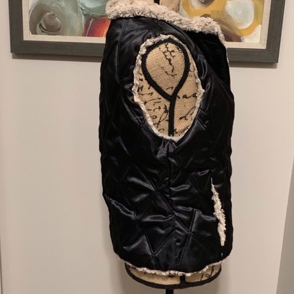 Italian made Vest - Picture 3 of 8